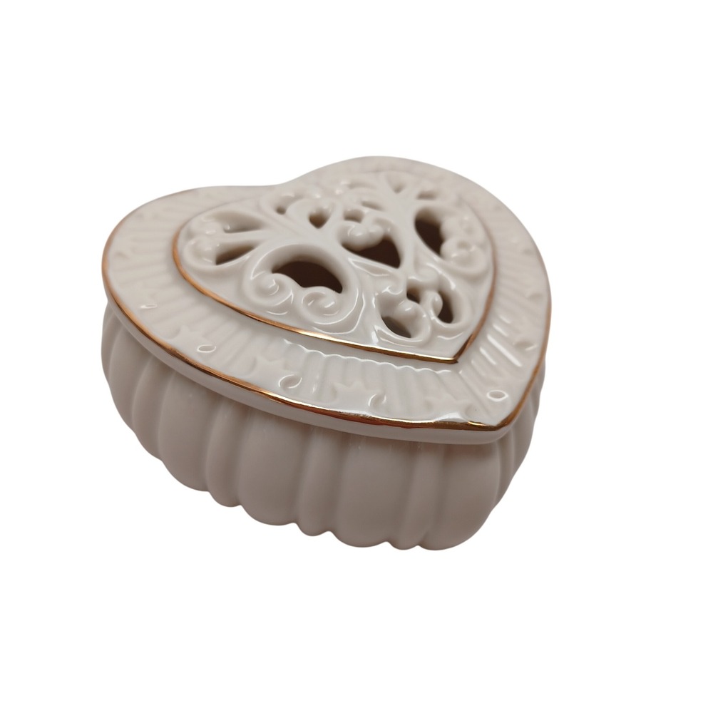 Lenox Ivory Porcelain‎ Heart Trinket Box Pierced Lattice Lid Gold Trim China